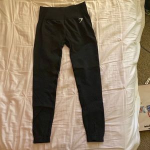 Black gym shark leggings